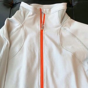 Lululemon Half Zip Pullover
